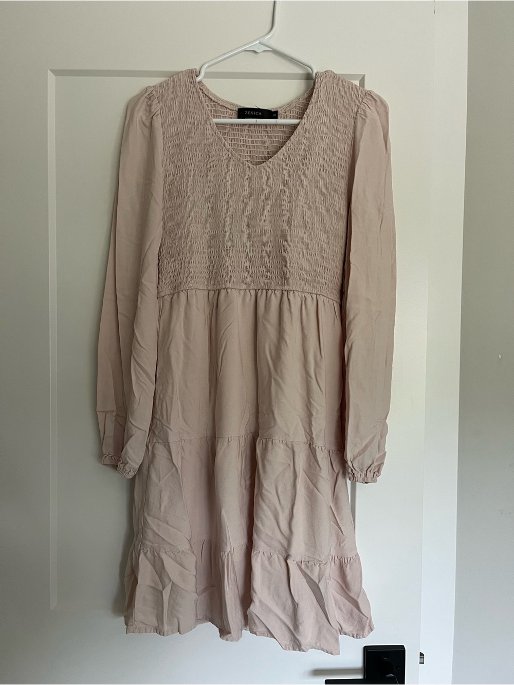 Zesica Women’s Knee Length Smocked Long-Sleeve Dress
